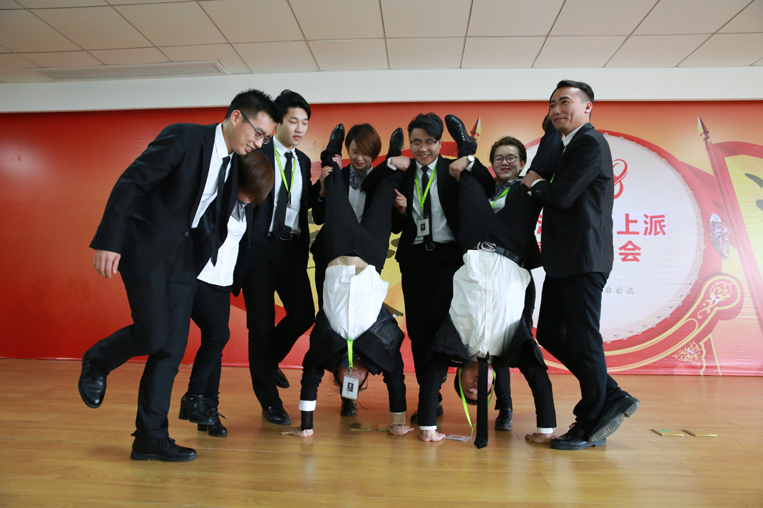 厚積薄發(fā)2018科恩電器上半年誓師大會(huì)